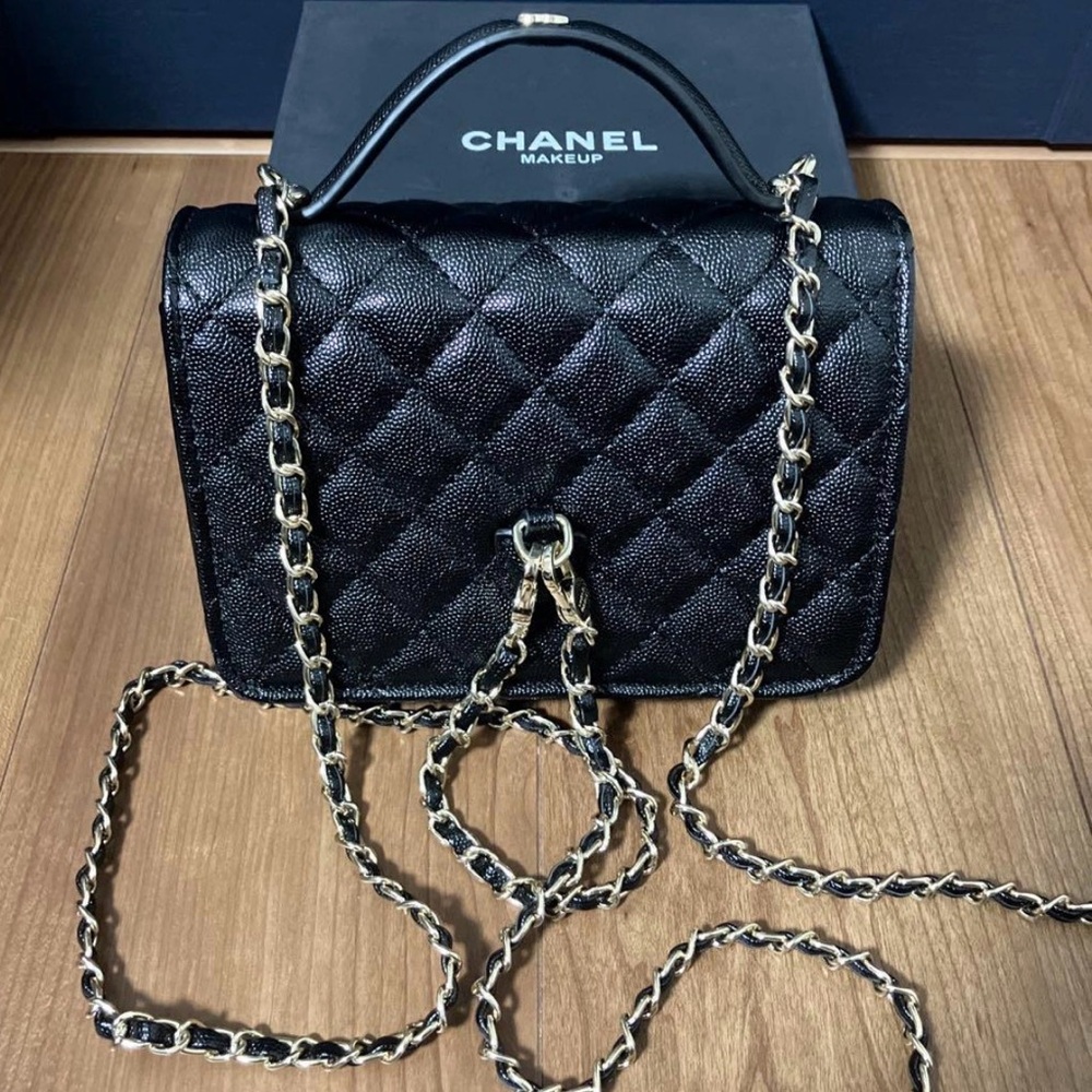 Chanel Makeup Bag - Picture 3 of 5